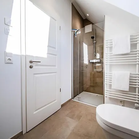 Haus Springflut 5 Apartment Busum